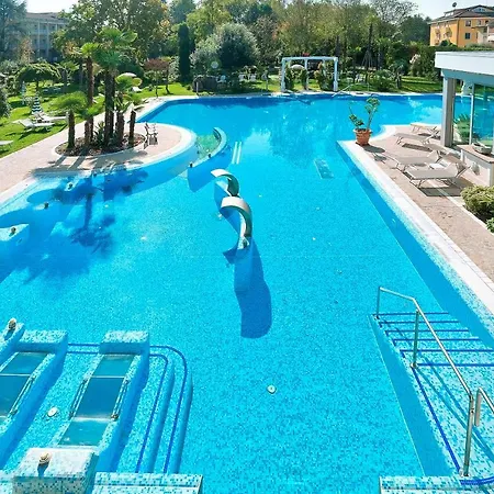 Hotel Harrys' Garden-3